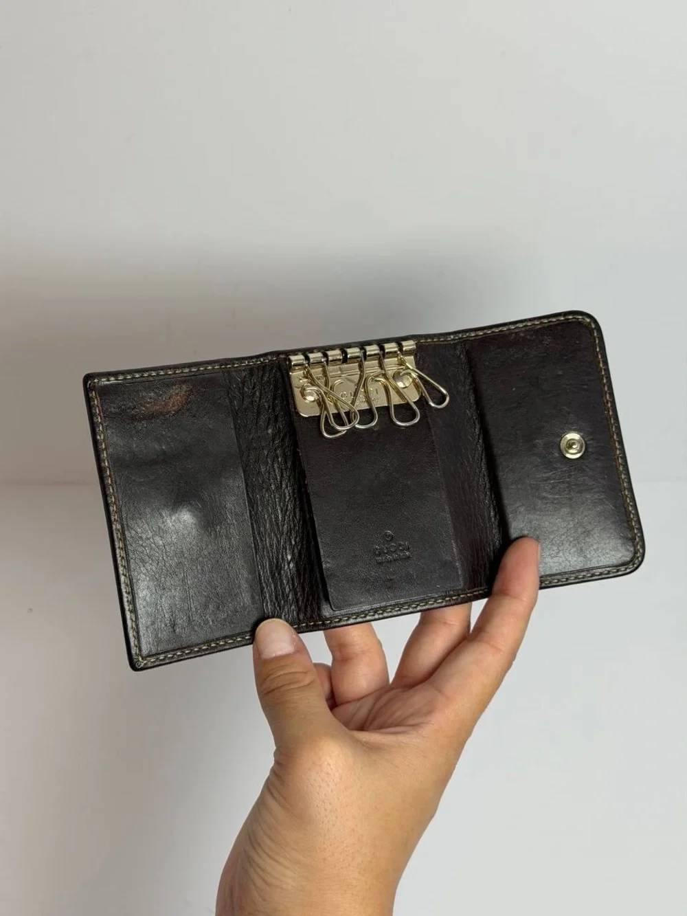Gucci Vintage Interlocking GG Web Stripe Brown Leather Key Holder Case